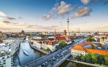 Rent a minibus with driver in Berlin photo city 1