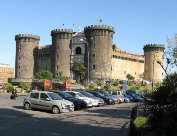 Minibus hire in Naples with driver photo city 4