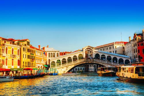 Rent a car with driver in Venice photo city 65