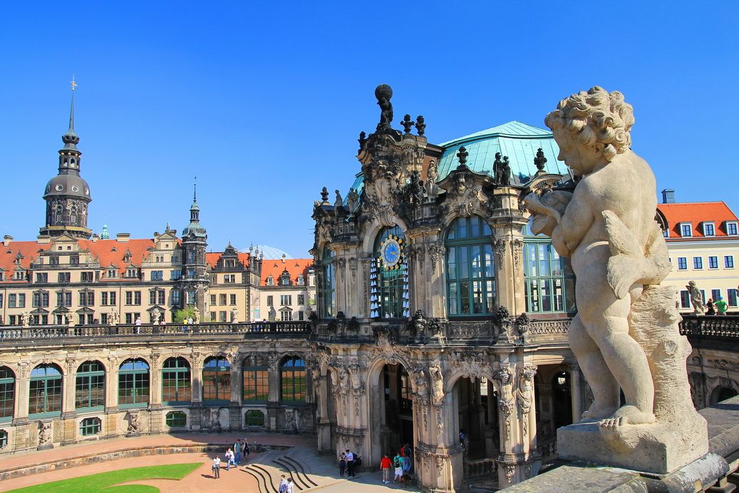 Rent a bus in Dresden photo city 2