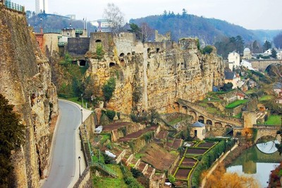 Rent a bus in Luxembourg with chauffeur photo city 1