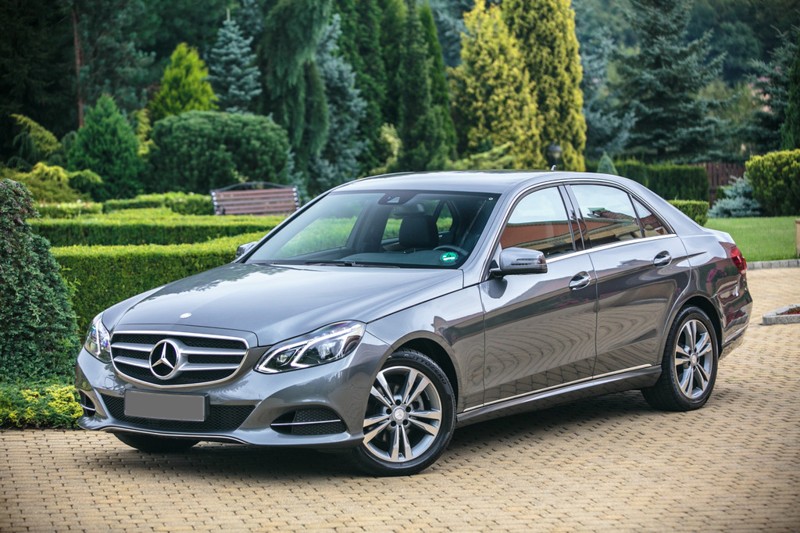 8rental.com Mercedes E class Photo