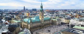 Rent a bus in Hamburg with driver photo city 1