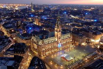 Coach hire in Hamburg with chauffeur photo city 2