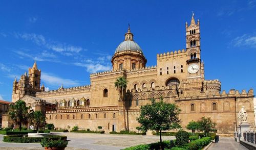 Rent a car with driver in Palermo photo city 90