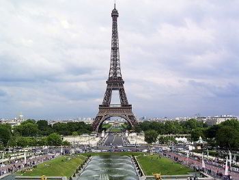 Rent a car with driver in Paris photo city 1