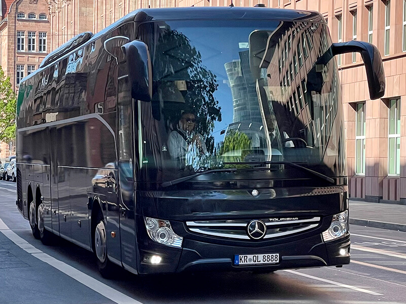 coach travel with group