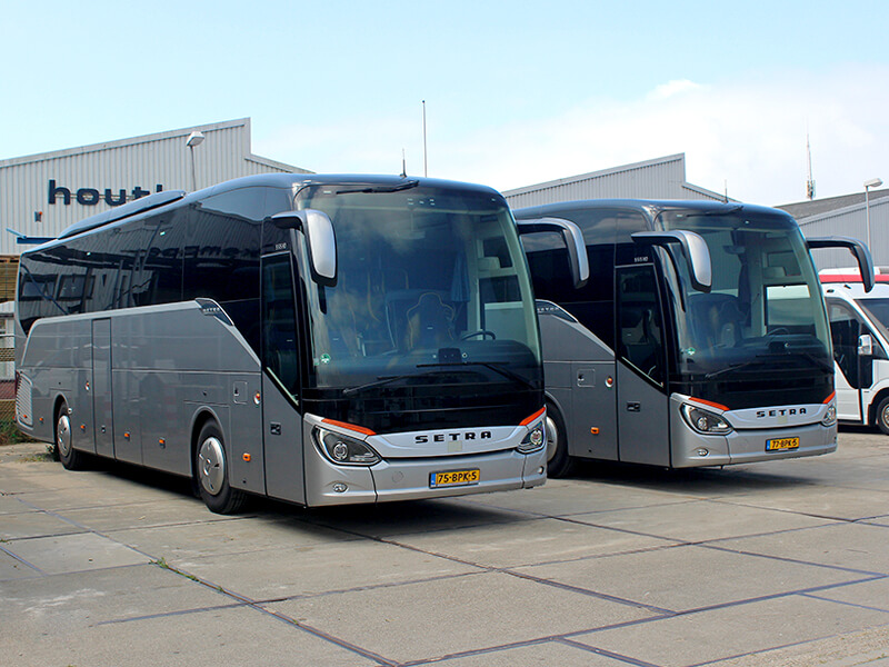 coach fleet Netherlands 49 seater