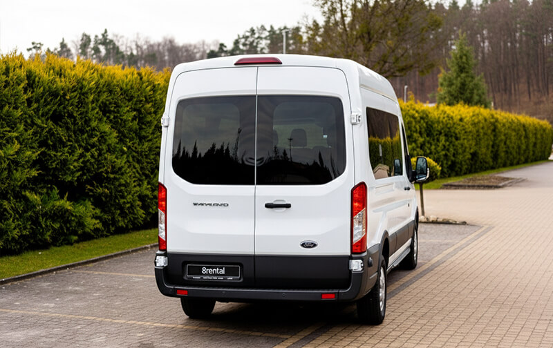 Minibus Ford Transit 16 seater back
