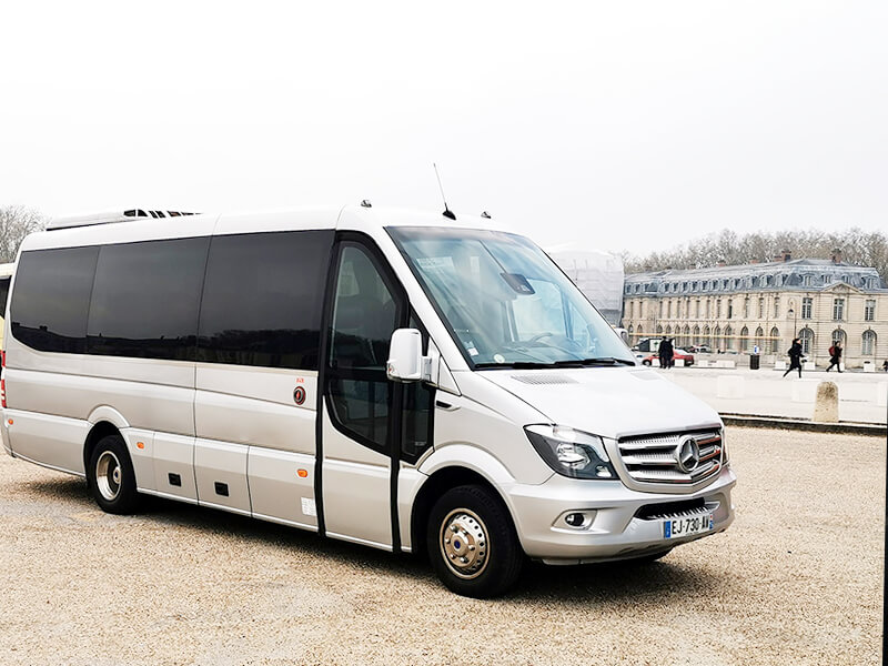 french minibus driver travel