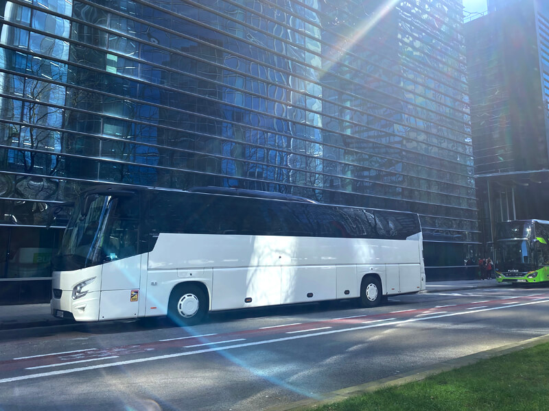 bus waiting for business group