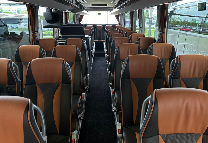 Midi coach 35 seats interior