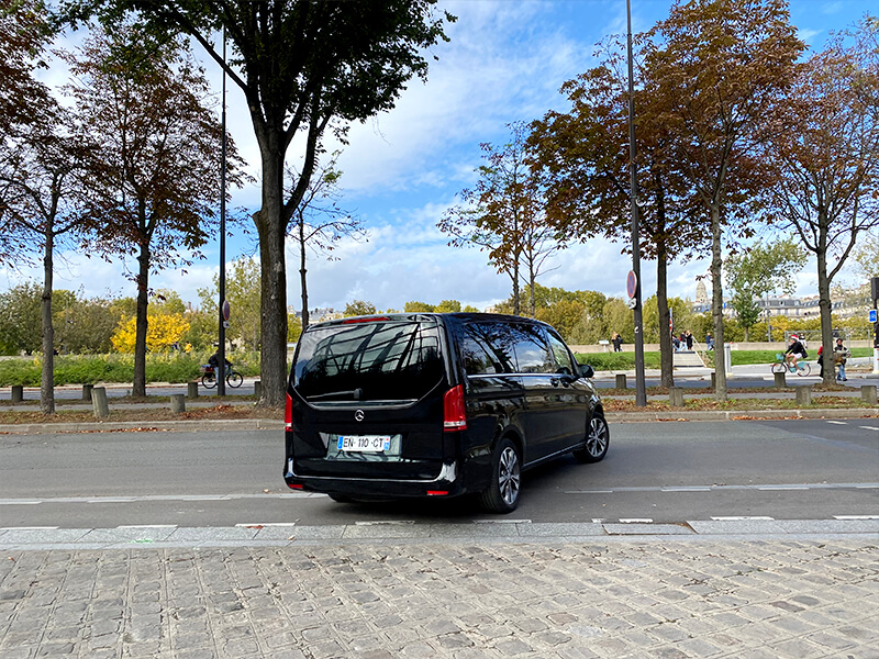 small minibus hire french street